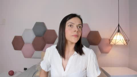 AnnaBrooks online show from 04.10.26
