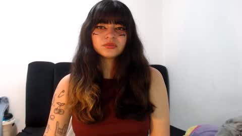 Snapshot of annacrow chatting on 05.14.26 Anna online show from 05.14.26