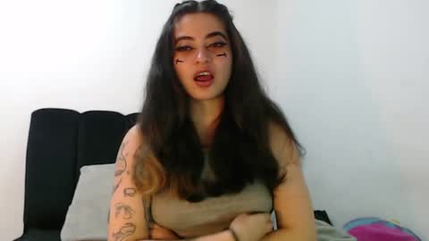 Snapshot of annacrow chatting on 05.29.26 Anna online show from 05.29.26