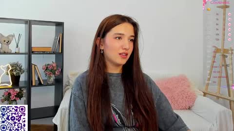 Snapshot of annaelfi chatting on 02.23.25 Anna online show from 02.23.25