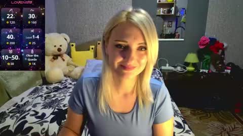 Snapshot of annagreeneyess chatting on 06.21.26 Anna online show from 06.21.26