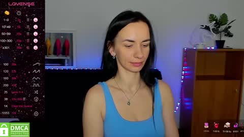 Snapshot of annakillian_kiss chatting on 01.10.25 Anna online show from 01.10.25