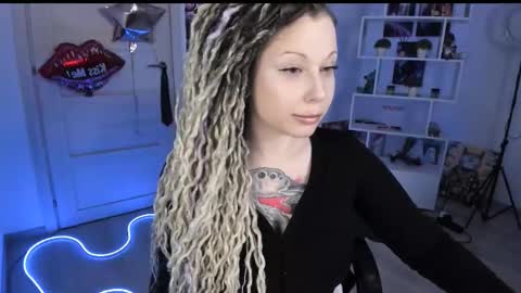 Anna online show from 02.18.26