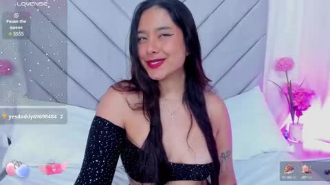 Snapshot of annaqueen_ chatting on 01.22.25 Anna online show from 01.22.25