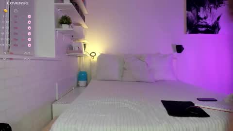 Anna online show from 12.17.25