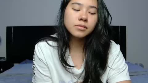 Anna online show from 09.17.25