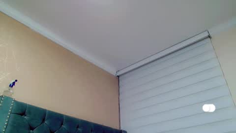       online show from 11.06.25