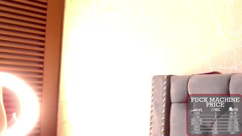       online show from 11.11.25