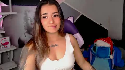 Anne  online show from 01.04.25