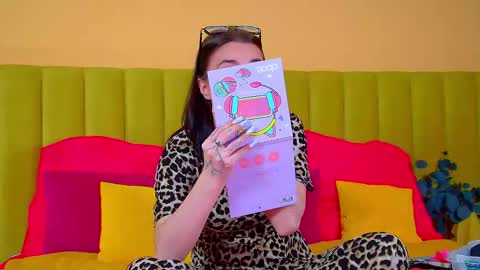 Anne online show from 11.19.25