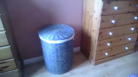 Snapshot of annecharlie chatting on 11.12.25 annecharlie online show from 11.12.25