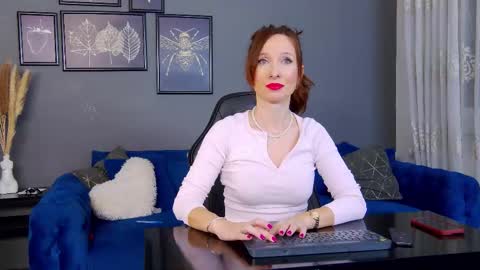 Anne online show from 12.03.25