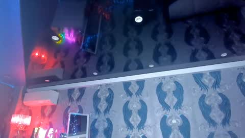 Snapshot of anneswhite chatting on 02.19.25 Ana online show from 02.19.25