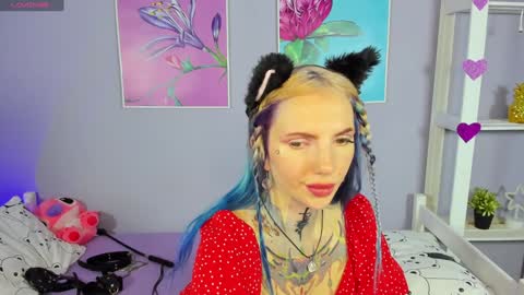 Snapshot of annetenet chatting on 12.06.24 Annet online show from 12.06.24