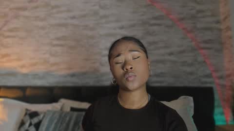 Anneth online show from 11.18.25