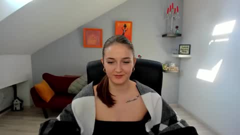 annewilsonn online show from 01.14.26