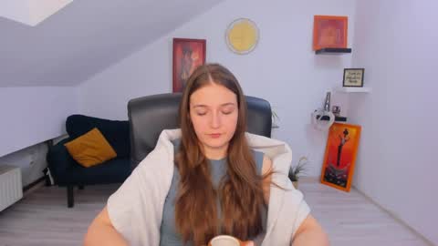 annewilsonn online show from 04.29.26
