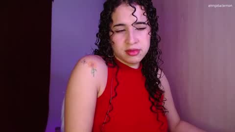 Snapshot of anngelademon chatting on 09.25.25 ANGEL independent model online show from 09.25.25