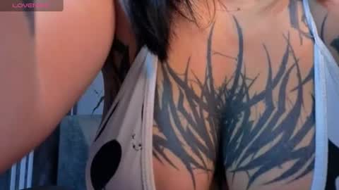 Snapshot of anni_acker_b chatting on 06.17.26 Anni acker b online show from 06.17.26