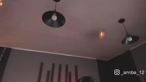 annie_barozzi online show from 09.18.25