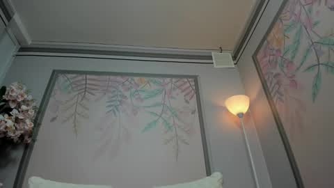 annie_cute18 online show from 10.31.25