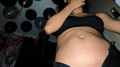 Snapshot of annie_darling_ chatting on 11.01.25 A N G E L online show from 11.01.25