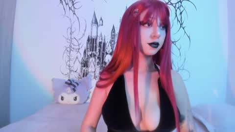 Snapshot of annie_gr chatting on 01.30.25 annie online show from 01.30.25