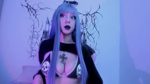 Snapshot of annie_gr chatting on 02.28.25 annie online show from 02.28.25