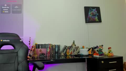 Snapshot of annie_loff chatting on 01.09.25 annie_loff online show from 01.09.25