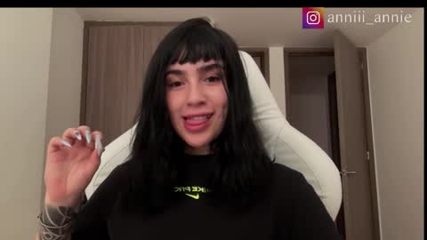 JEANNE no olvides seguirme dont forget follow me  uu online show from 01.09.26