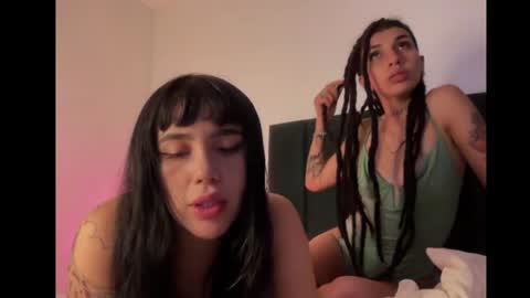 JEANNE no olvides seguirme dont forget follow me  uu online show from 05.24.26