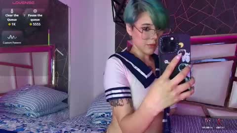 Annie  online show from 09.24.25