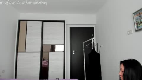Annie online show from 06.12.26