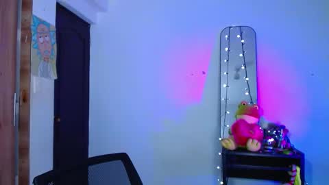 Snapshot of annieblu3 chatting on 10.27.25 AnnieBlu3 online show from 10.27.25