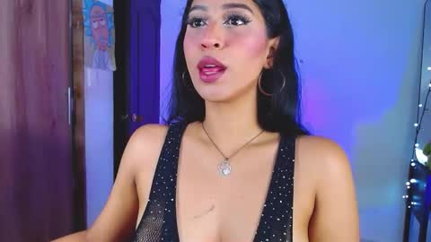 Snapshot of annieblu3 chatting on 11.03.25 AnnieBlu3 online show from 11.03.25