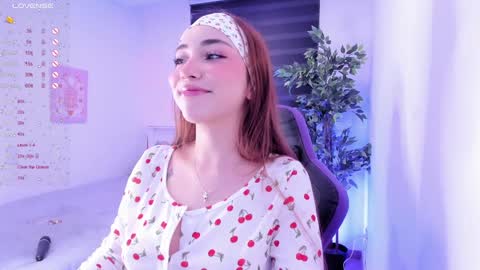 Snapshot of anniebrie chatting on 02.05.25 Cassandra online show from 02.05.25