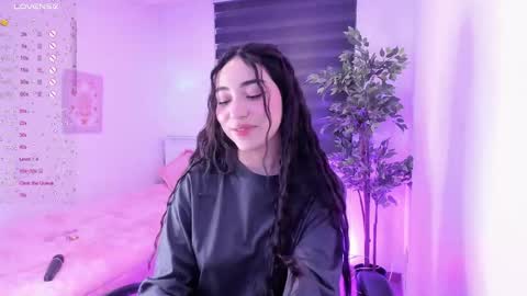 Snapshot of anniebrie chatting on 03.05.25 Cassandra online show from 03.05.25