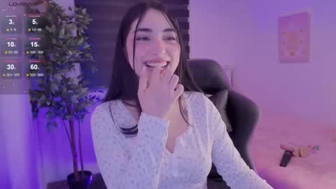 Snapshot of anniebrie chatting on 10.07.25 Cassandra online show from 10.07.25