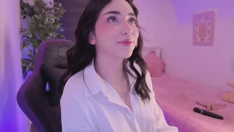 Cassandra online show from 12.20.25