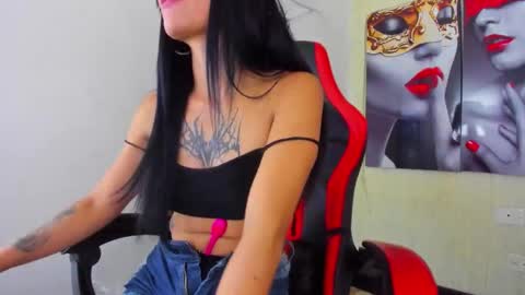 Anniee online show from 09.20.25