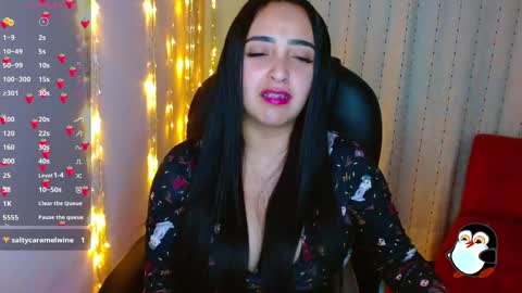   Annie  Independent model Hello all offline tokens are appreciated  thank you for your support.33 online show from 01.17.25