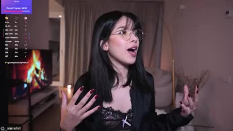 anniehillofficial_ online show from 11.08.25