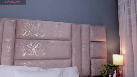 Snapshot of annienasty chatting on 11.16.25 Annie online show from 11.16.25