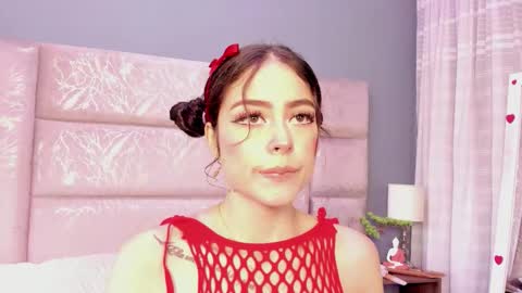 Snapshot of annienasty chatting on 12.01.25 Annie online show from 12.01.25