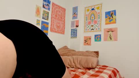 annietinky online show from 11.02.25