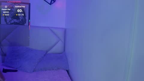 Snapshot of anniie_evans1 chatting on 09.15.25 Annie Evans online show from 09.15.25