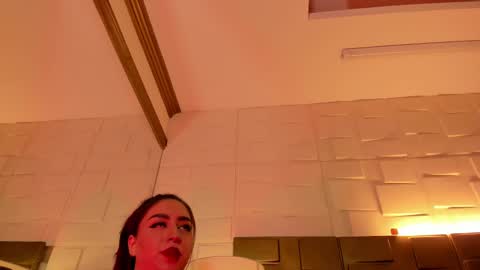 Annika online show from 03.04.25