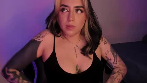 Annika online show from 11.21.25