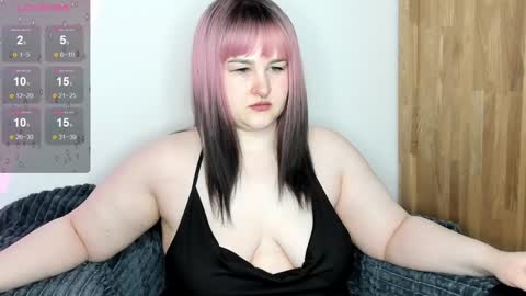 Snapshot of annnott chatting on 01.23.25 Ann online show from 01.23.25