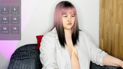 Snapshot of annnott chatting on 01.25.25 Ann online show from 01.25.25